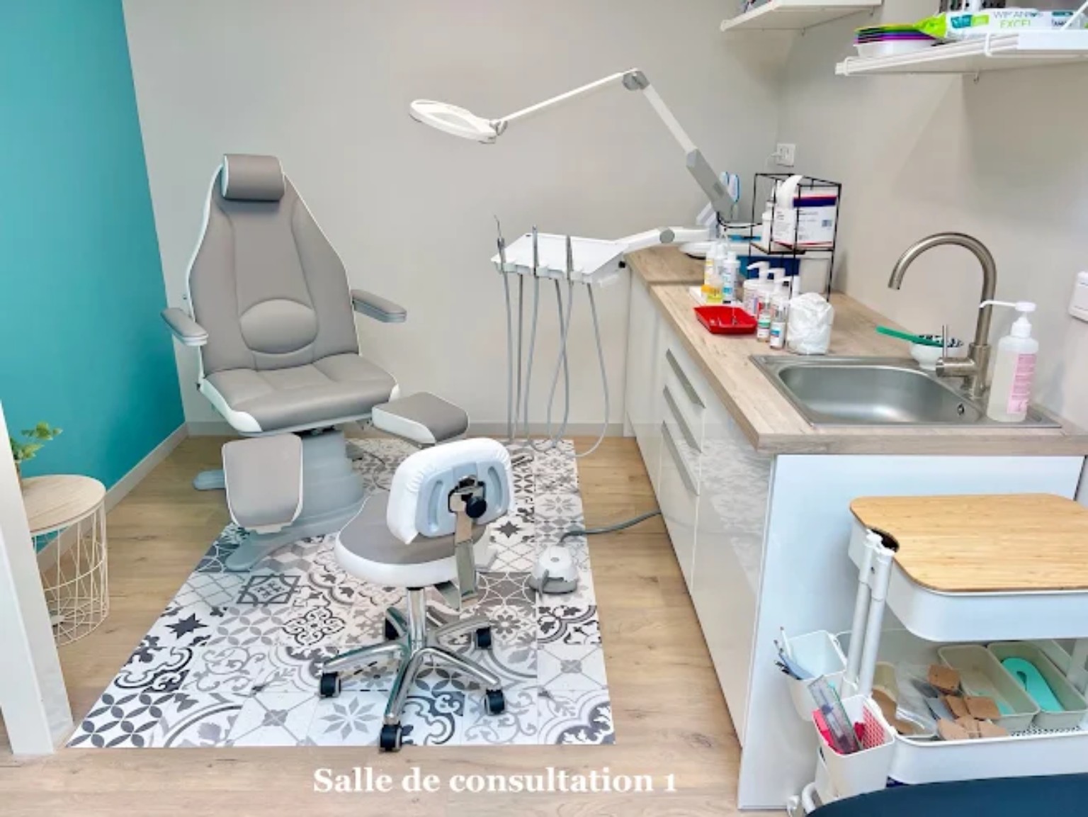 Salle de soins aménagée dans un pôle de santé